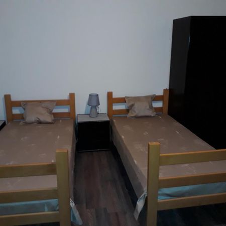 Misko'S Guest House Skopje Ngoại thất bức ảnh